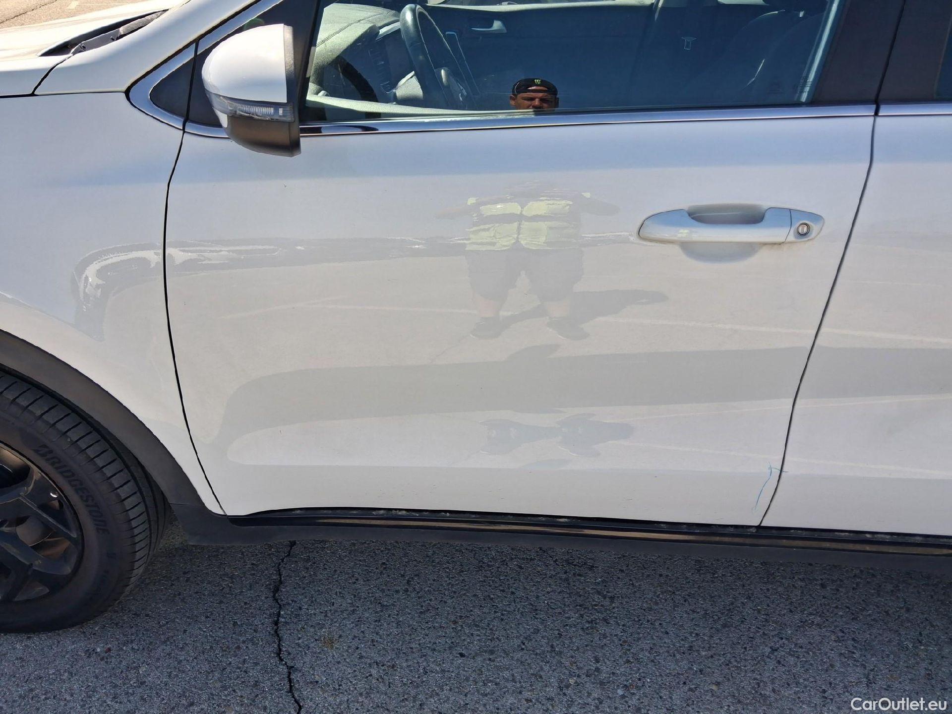  KIA  Sportage KIA  / 2018 / 5P / todoterreno 1.6 MHEV Black Edition 100kW (136CV) 4x2(SP)(CM) #18