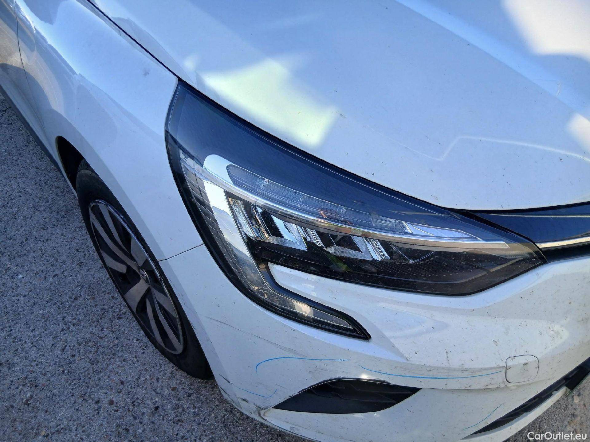  Renault  Clio RENAULT  / 2019 / 5P / berlina con portón Equilibre Blue dCi 74kW (100CV) #8