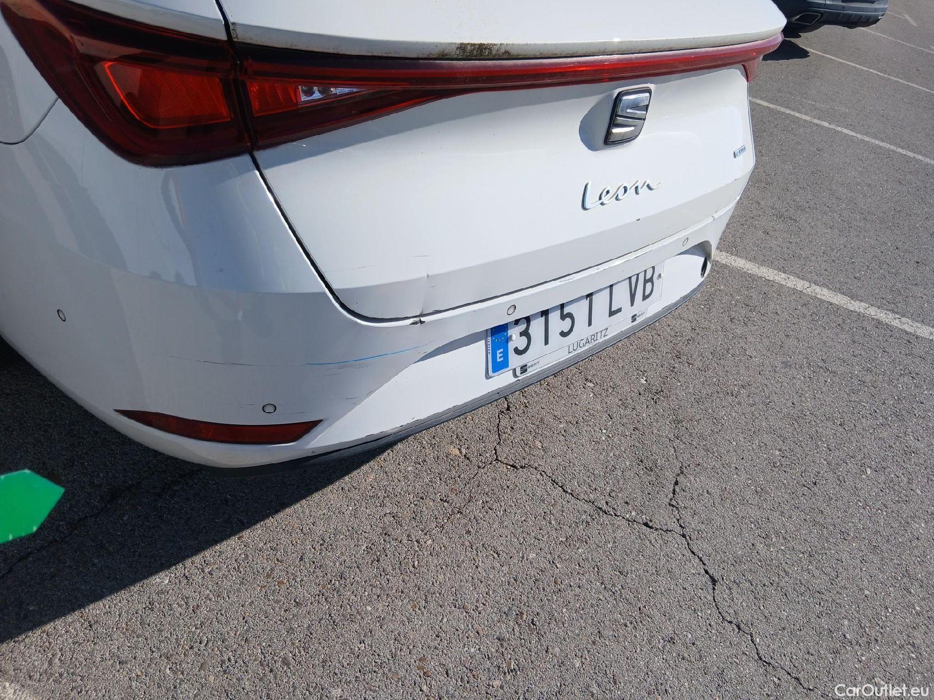  Seat  Leon SEAT Nuevo León / 2020 / 5P / familiar SP 1.4 e-Hybrid DSG S&S Xcellence Go L #21