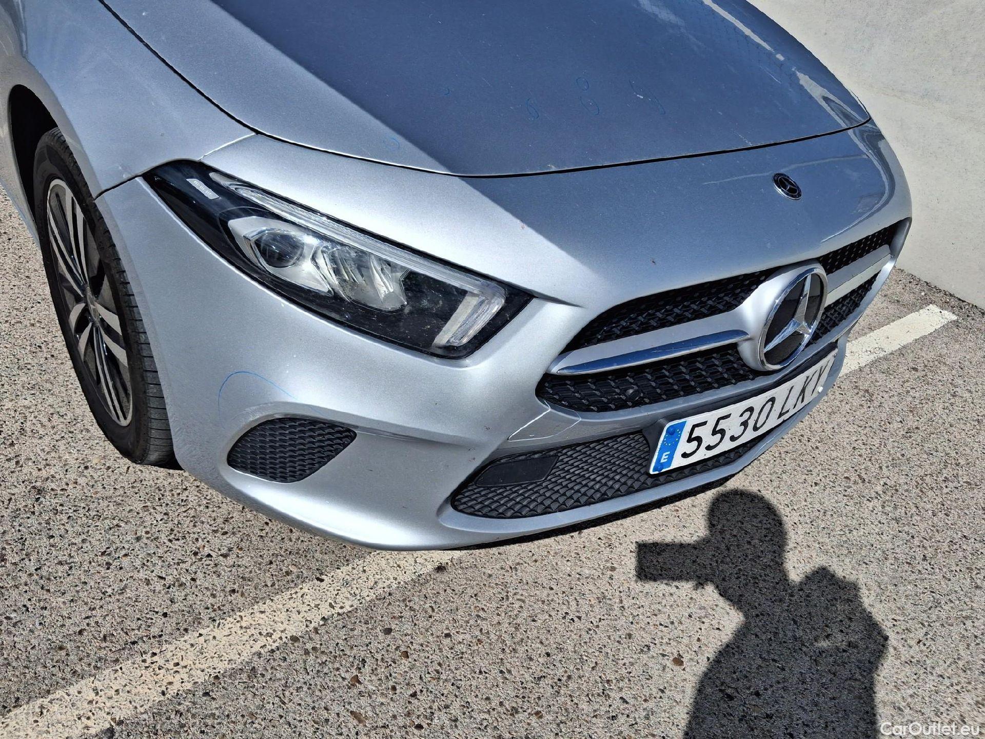  Mercedes  A-Klasse MERCEDES-BENZ Clase A / 2018 / 5P / berlina con portón A 250 e #4