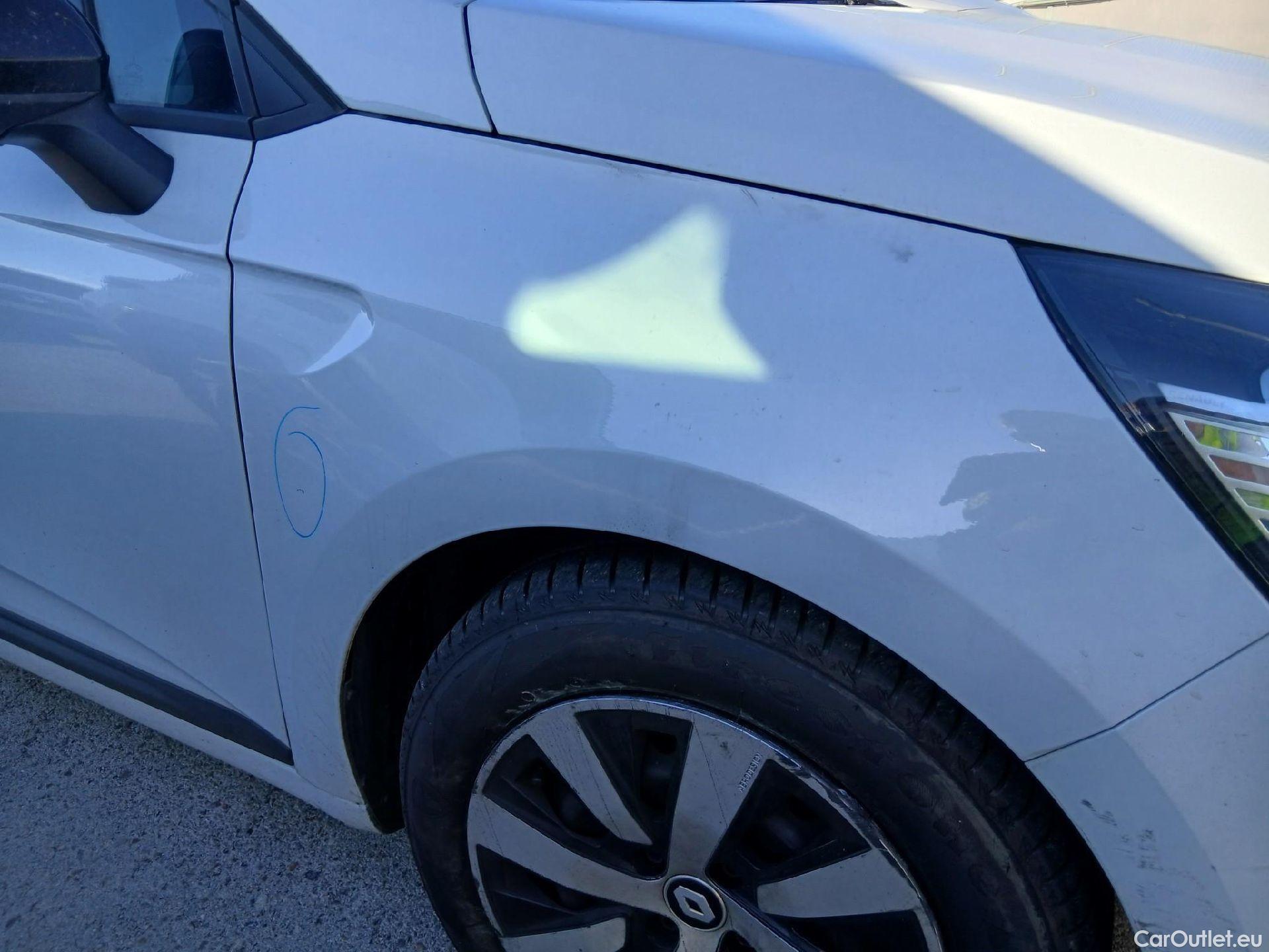  Renault  Clio RENAULT  / 2019 / 5P / berlina con portón Equilibre Blue dCi 74kW (100CV) #43