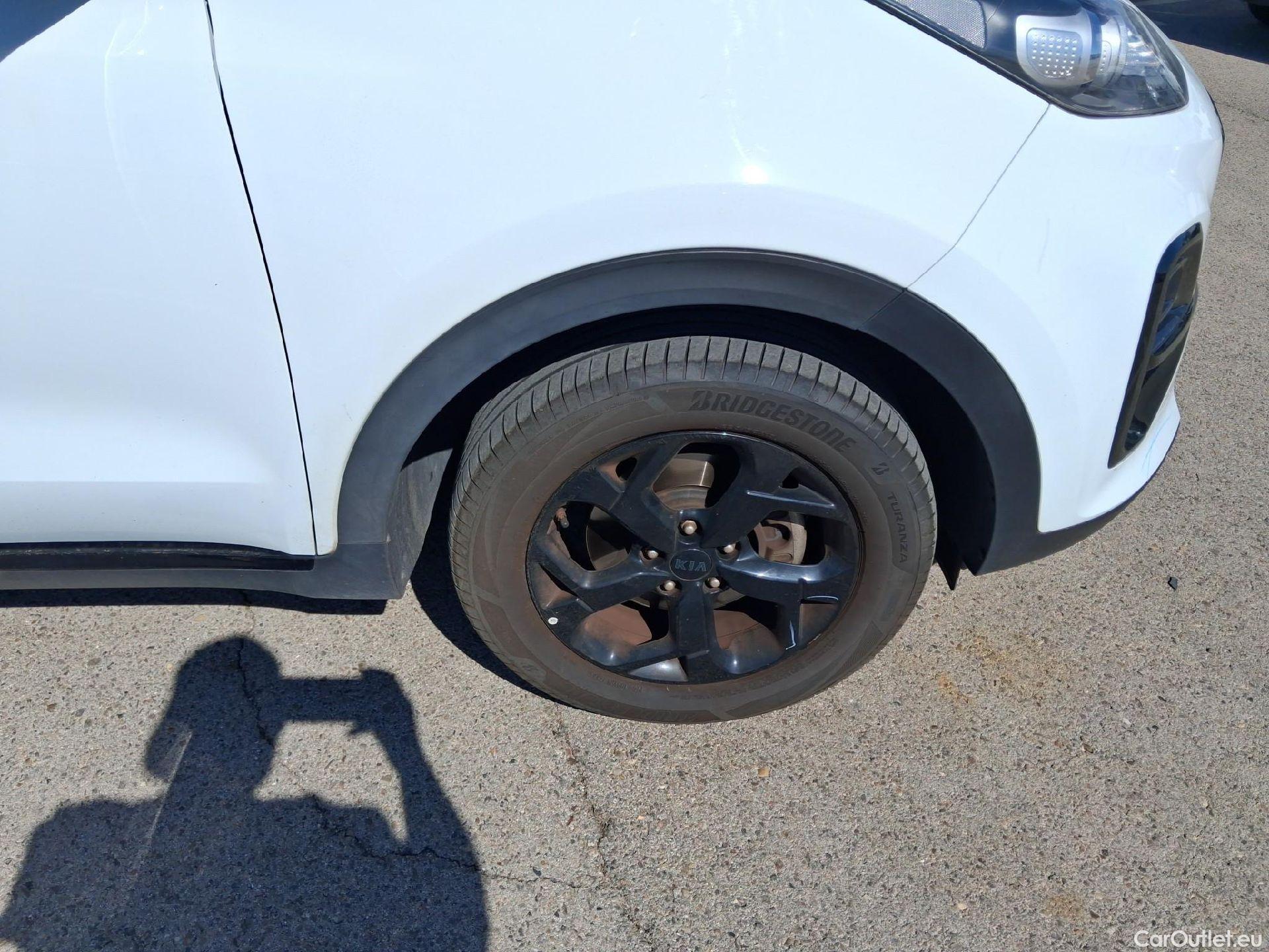  KIA  Sportage KIA  / 2018 / 5P / todoterreno 1.6 MHEV Black Edition 100kW (136CV) 4x2(SP)(CM) #36