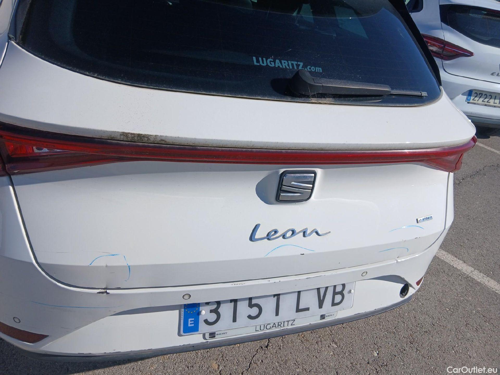  Seat  Leon SEAT Nuevo León / 2020 / 5P / familiar SP 1.4 e-Hybrid DSG S&S Xcellence Go L #23