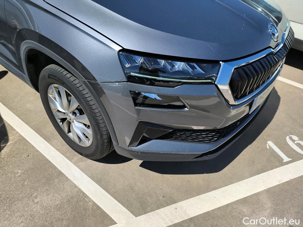  Skoda  Karoq SKODA  / 2021 / 5P / todoterreno 2.0 TDI 85kW (115CV) Ambition (AC2) #12