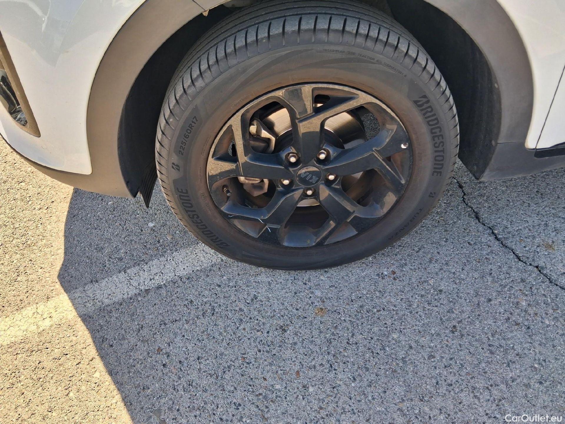  KIA  Sportage KIA  / 2018 / 5P / todoterreno 1.6 MHEV Black Edition 100kW (136CV) 4x2(SP)(CM) #37