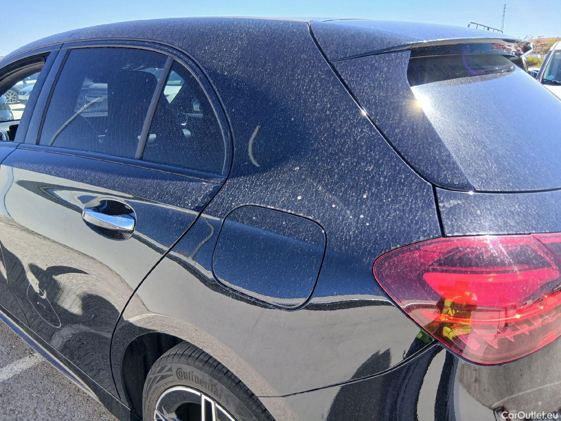  Mercedes  A-Klasse MERCEDES-BENZ Clase A / 2022 / 5P / berlina con portón A 250 e #39