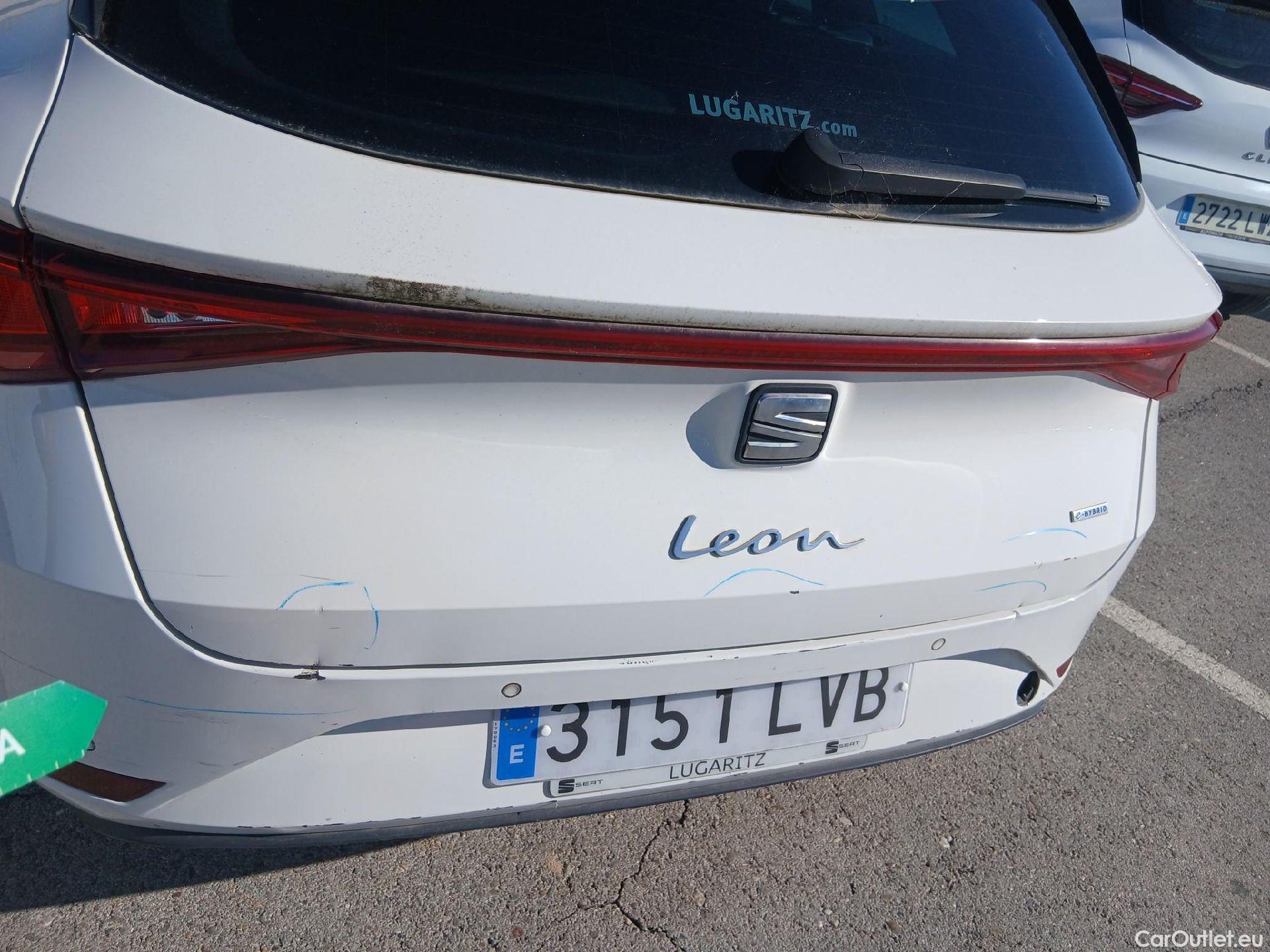  Seat  Leon SEAT Nuevo León / 2020 / 5P / familiar SP 1.4 e-Hybrid DSG S&S Xcellence Go L #24