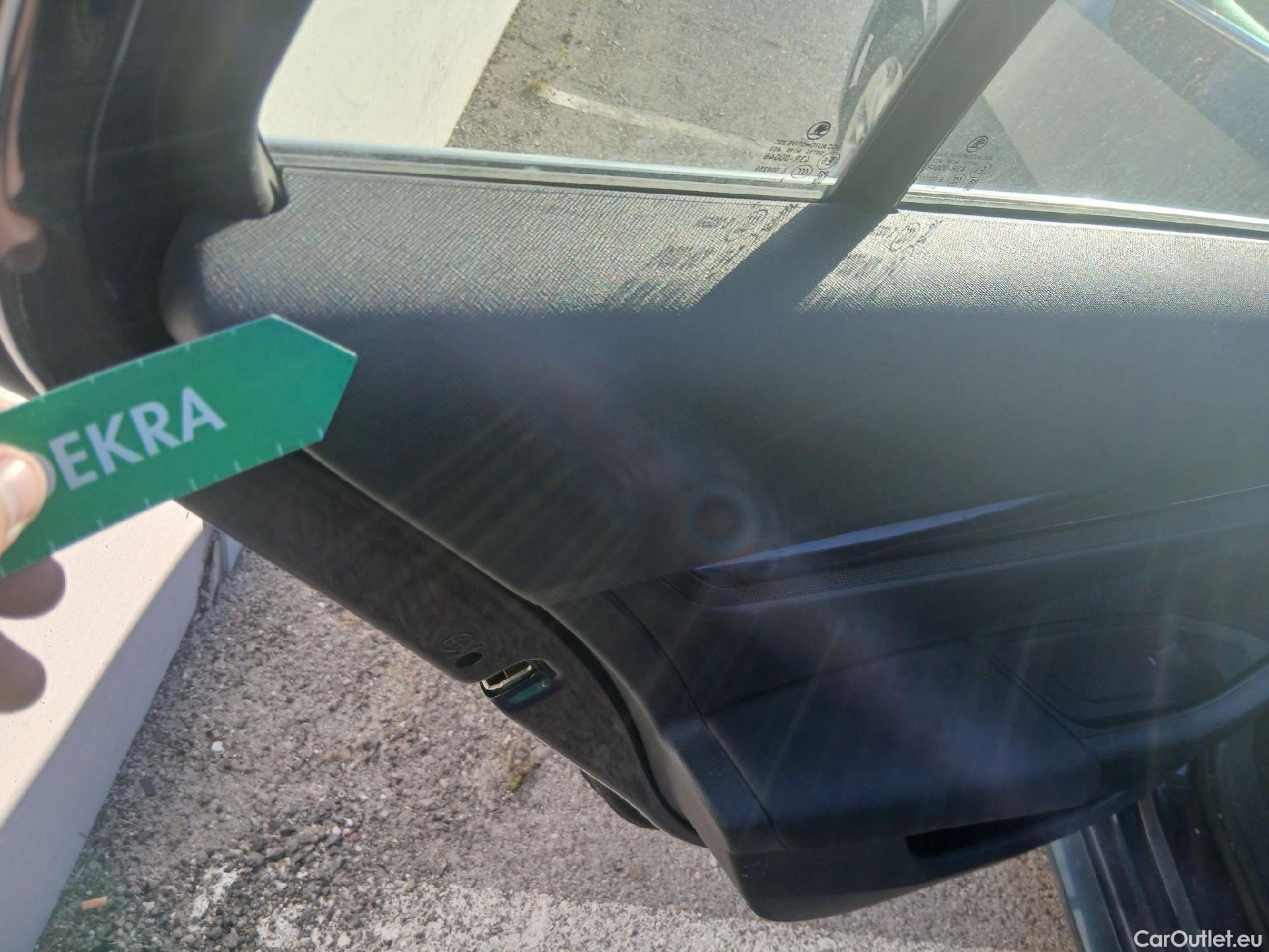  Skoda  Octavia SKODA  / 2020 / 5P / familiar Combi 2.0 TDI 85kW(115CV) DSG Ambition #10