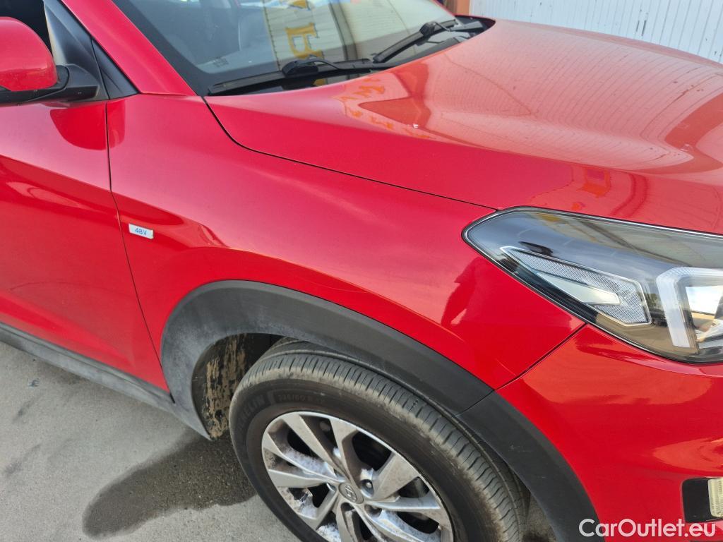  Hyundai  Tucson HYUNDAI  / 2018 / 5P / todoterreno 1.6 CRDI 85kW (116CV) 48V SLE 4X2(SP)(SL) #36