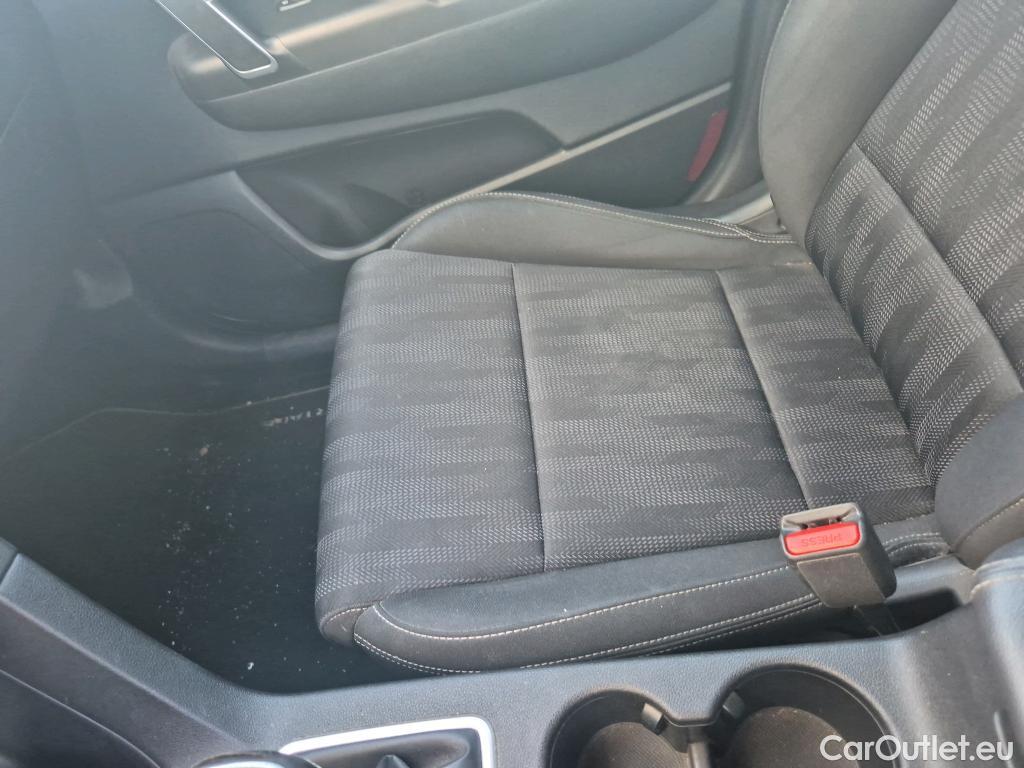  KIA  Sportage KIA  / 2018 / 5P / todoterreno 1.6 MHEV Business 100kW (136CV) 4x4 #19