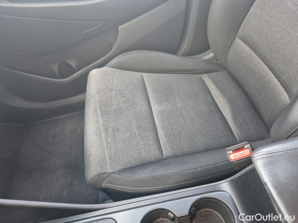  Hyundai  Tucson HYUNDAI  / 2018 / 5P / todoterreno 1.6 CRDI 85kW (116CV) 48V SLE 4X2(SP)(SL) #1