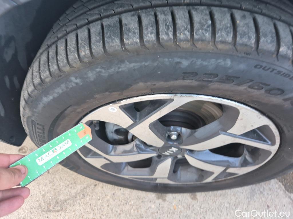  KIA  Sportage KIA  / 2018 / 5P / todoterreno 1.6 MHEV Business 100kW (136CV) 4x4 #4
