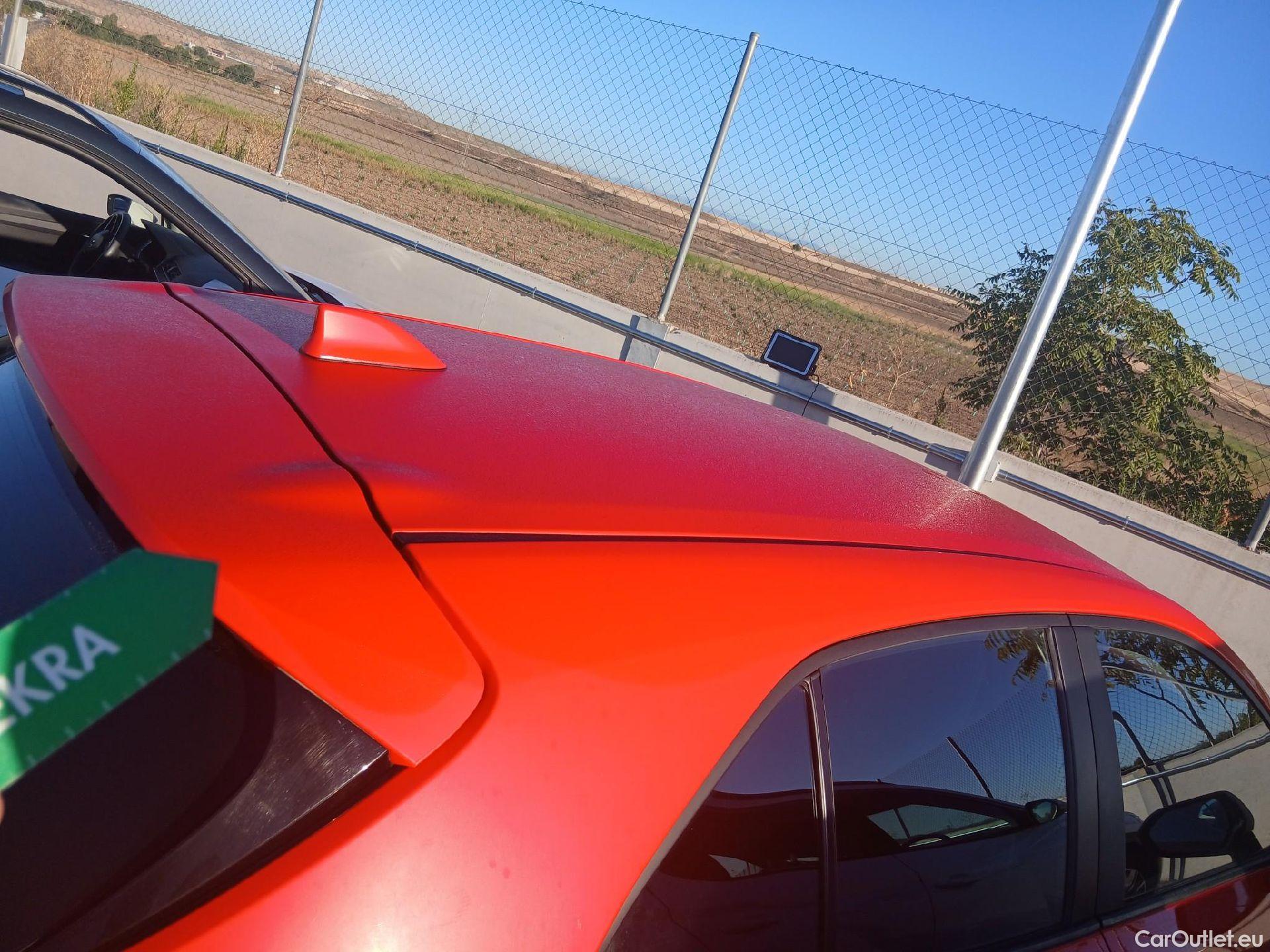  Toyota  Corolla TOYOTA  1.8 125H ACTIVE TECH E-CVT #30