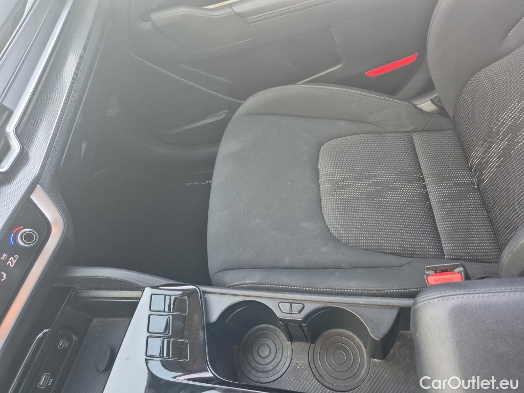  KIA  Sportage KIA  / 2022 / 5P / todoterreno 1.6 T-GDi HEV 171kW (230CV) Drive 4X2 #14