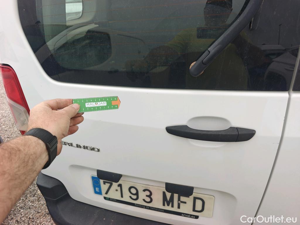  Citroen  Berlingo CITROEN  / 2018 / 4P / combi Talla M BlueHDi 100 S&S LIVE PACK BUSINE #36