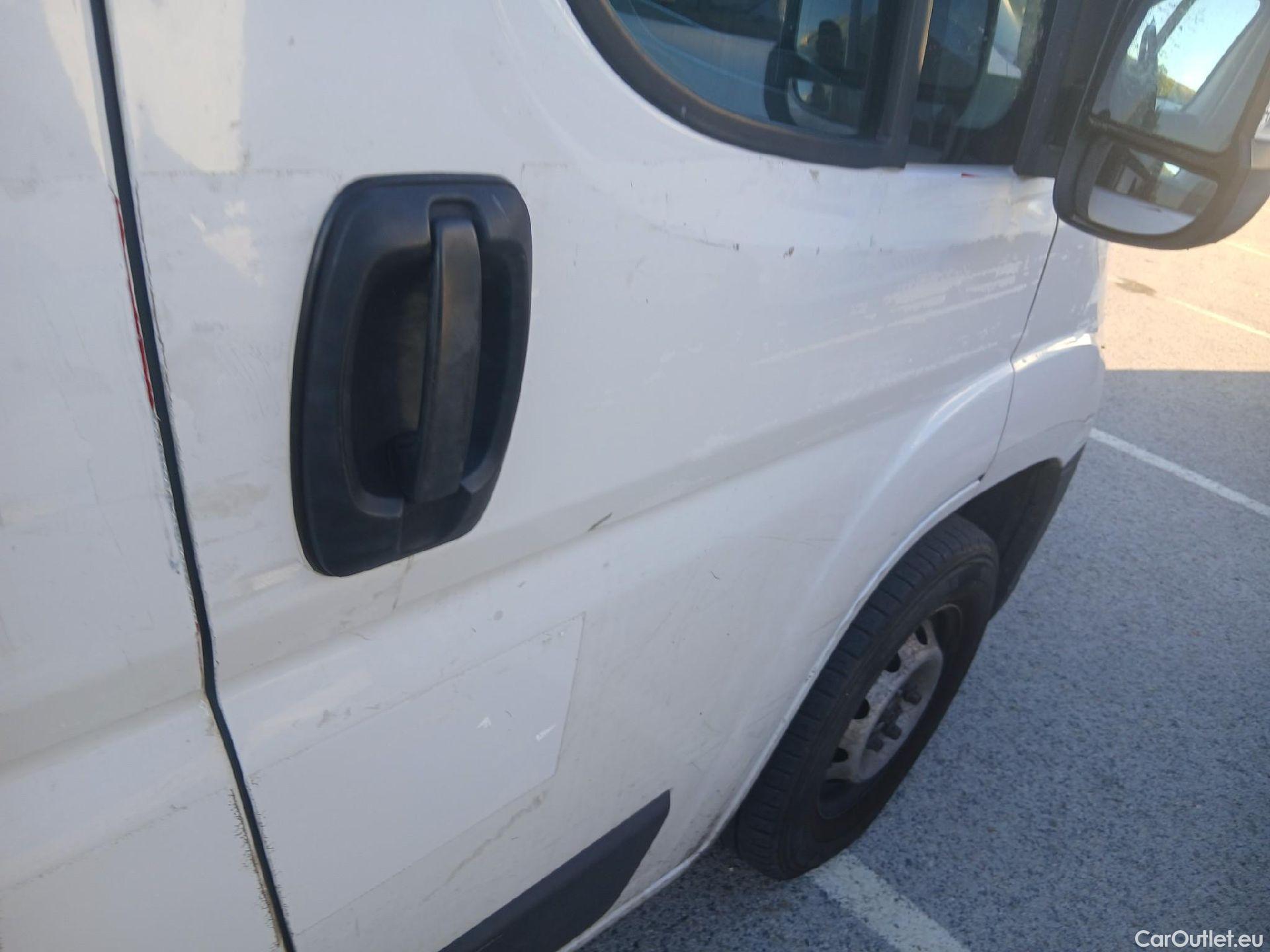 Fiat  Ducato FIAT  / 2023 / 4P / furgón 35 L2H2 BlueHDi (103kW) #52