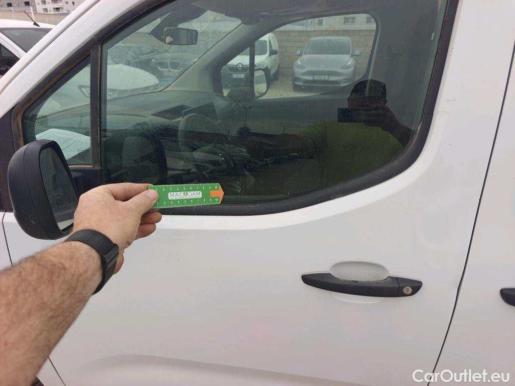  Citroen  Berlingo CITROEN  / 2018 / 4P / combi Talla M BlueHDi 100 S&S LIVE PACK BUSINE #5