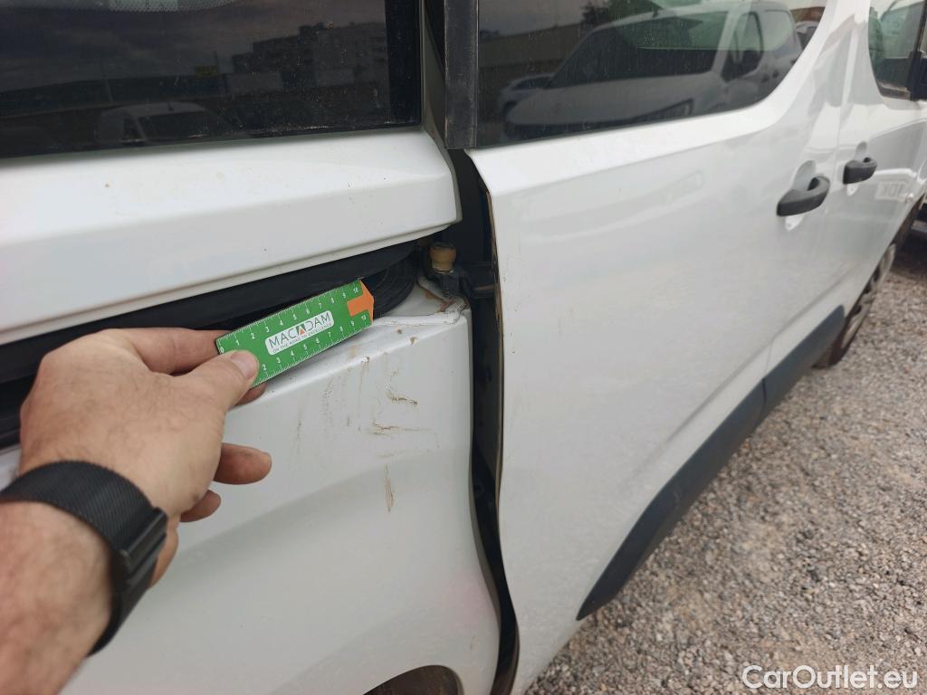  Citroen  Berlingo CITROEN  / 2018 / 4P / combi Talla M BlueHDi 100 S&S LIVE PACK BUSINE #29
