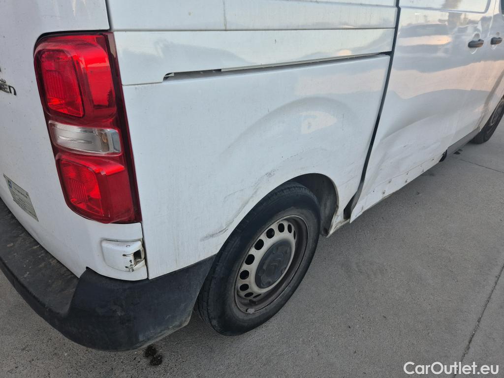  Citroen  Jumpy CITROEN  / 2016 / 4P / furgón Talla M BlueHDi 120 S&S 6v Control Isotermo + Equipo de frio #1
