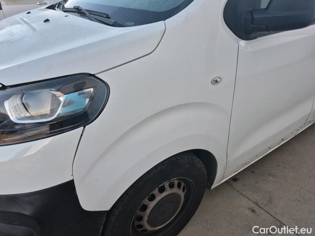  Citroen  Jumpy CITROEN  / 2016 / 4P / furgón Talla M BlueHDi 120 S&S 6v Control Isotermo + Equipo de frio #60