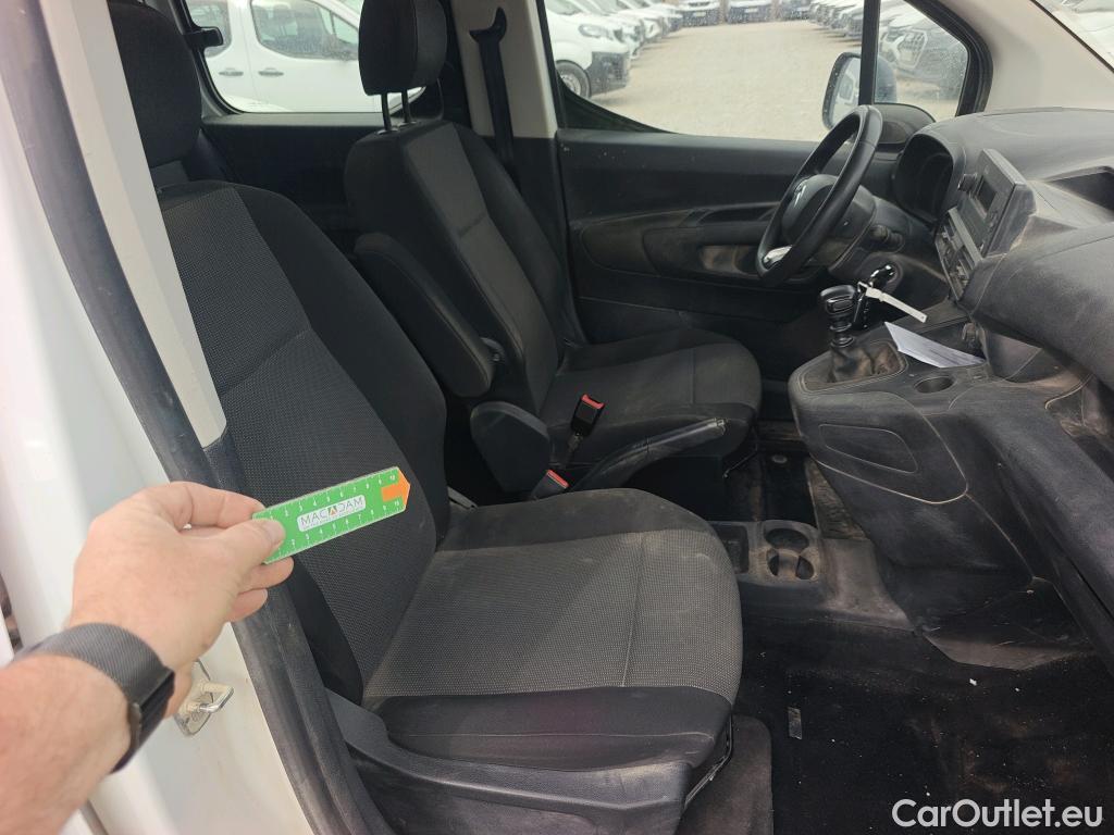  Citroen  Berlingo CITROEN  / 2018 / 4P / combi Talla M BlueHDi 100 S&S LIVE PACK BUSINE #14