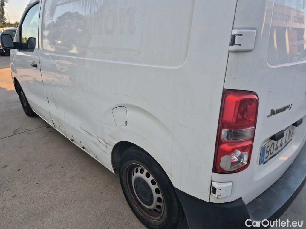  Citroen  Jumpy CITROEN  / 2016 / 4P / furgón Talla M BlueHDi 120 S&S 6v Control Isotermo + Equipo de frio #3