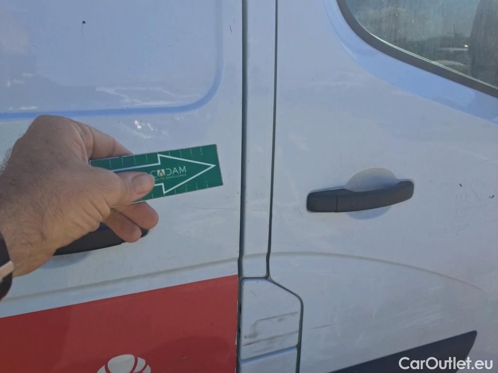  Nissan  NV400 NISSAN  / 2011 / 4P / furgón L3H3 3,5T 2.3dCi 110kW FWD Optima #33