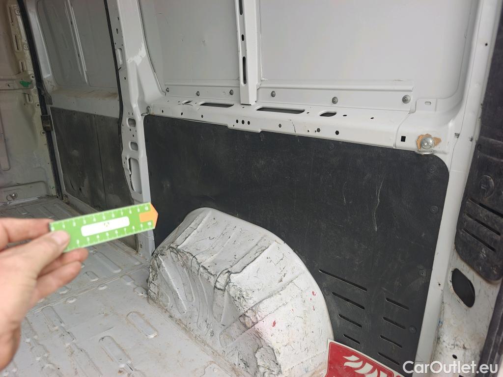  Opel  Movano OPEL  / 2021 / 4P / furgón Furgón Base L2H2 3.5T 2.2 BlueHDi 103kW #48