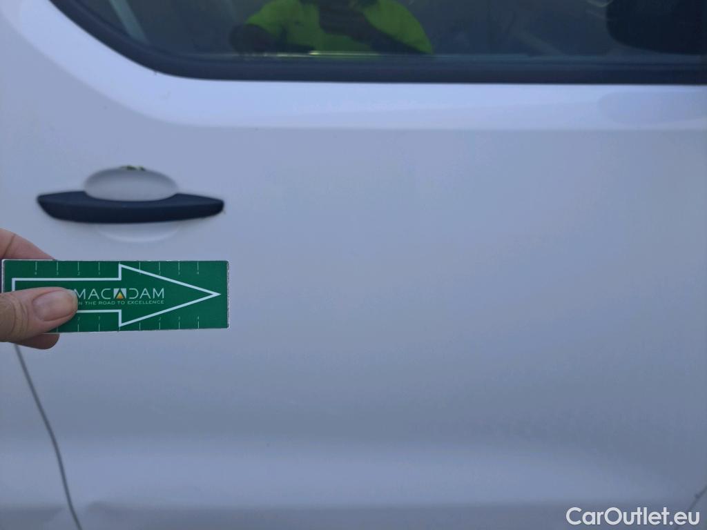 Opel  Vivaro OPEL  / 2019 / 4P / furgón 1.5 Diésel 74kW (100CV) M Std Express (CX) #23