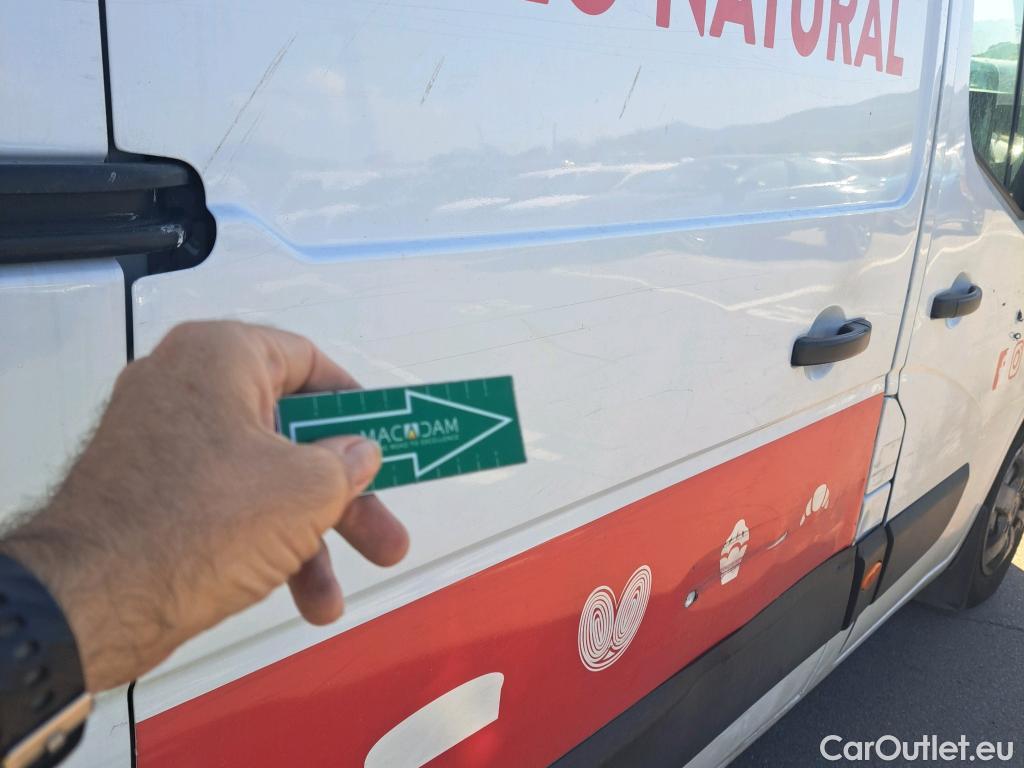  Nissan  NV400 NISSAN  / 2011 / 4P / furgón L3H3 3,5T 2.3dCi 110kW FWD Optima #12