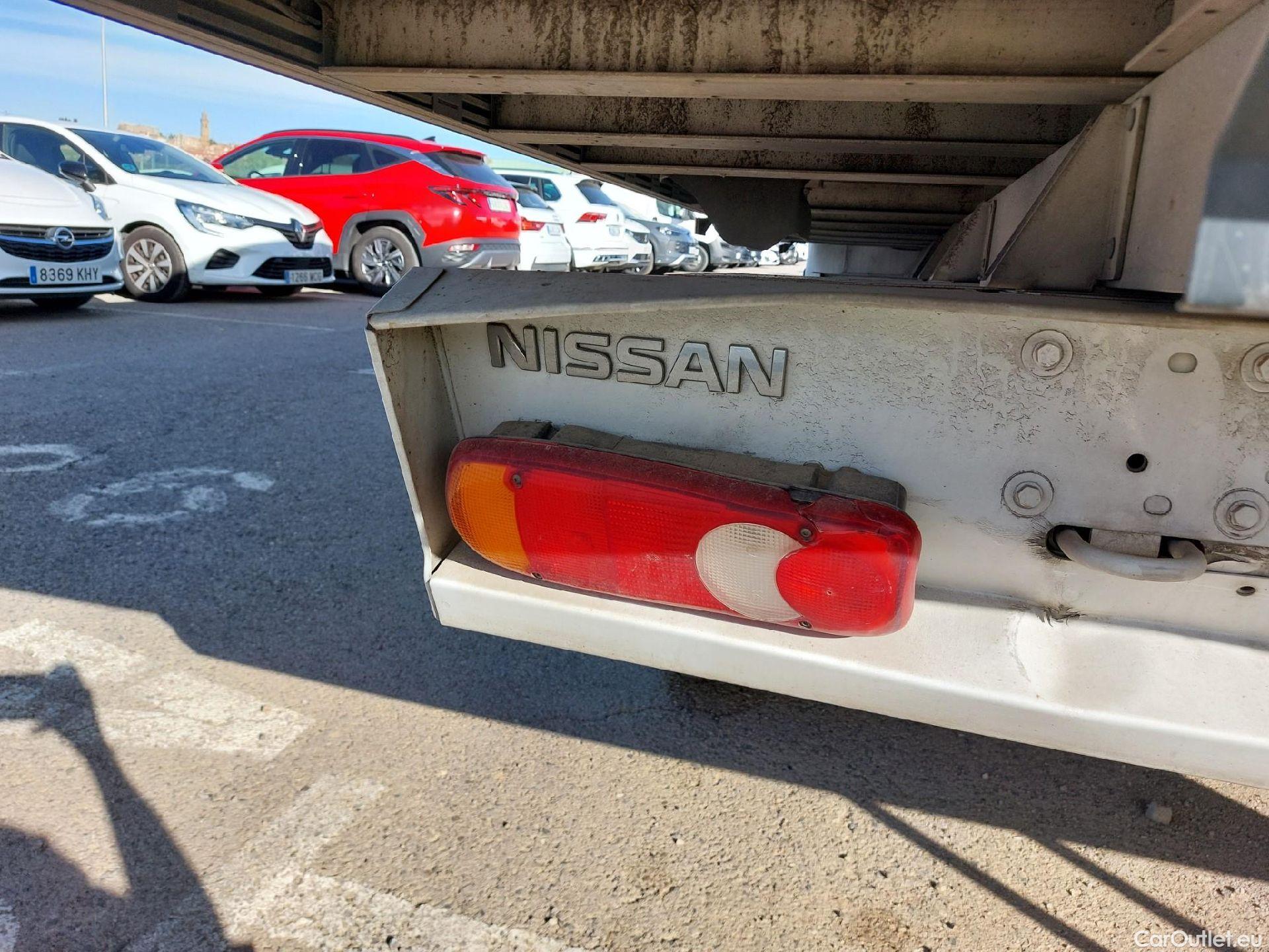  Nissan  NV400 NISSAN  / 2018 / 3P / capitoné L3H1 3,5T 2.3dCi EU6 96kW RWD OPTIMA #20