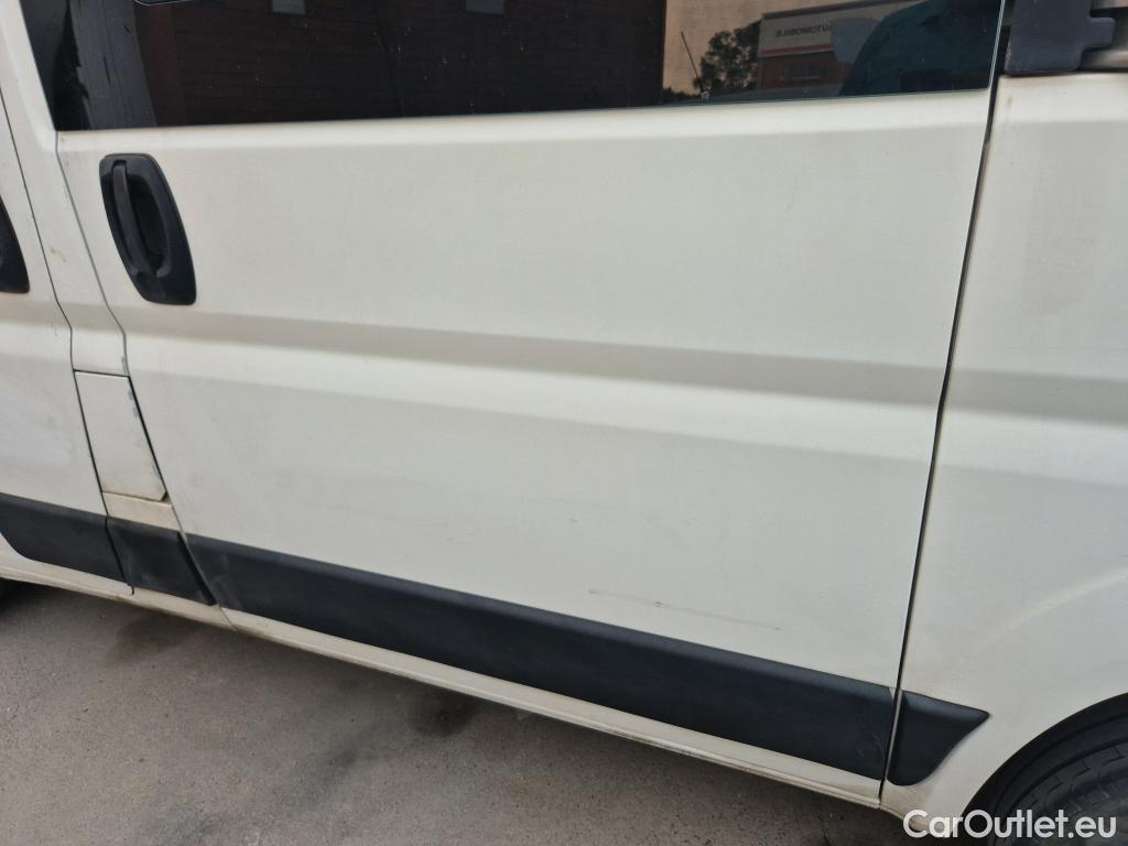  Peugeot  Boxer PEUGEOT  / 2014 / 4P / combi Combi 5/9 Pl 330 L1H1 BlueHDi 88KW (120)  #15