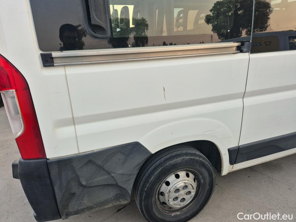  Peugeot  Boxer PEUGEOT  / 2014 / 4P / combi Combi 5/9 Pl 330 L1H1 BlueHDi 88KW (120)  #13
