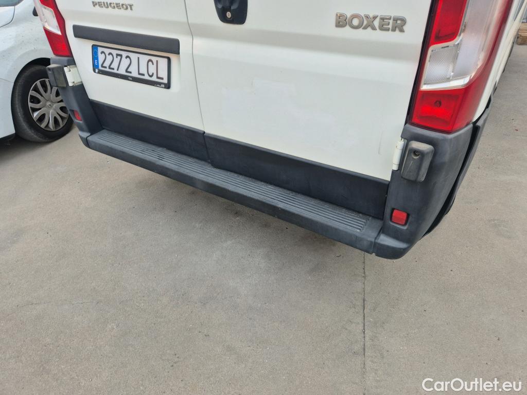  Peugeot  Boxer PEUGEOT  / 2014 / 4P / combi Combi 5/9 Pl 330 L1H1 BlueHDi 88KW (120)  #24