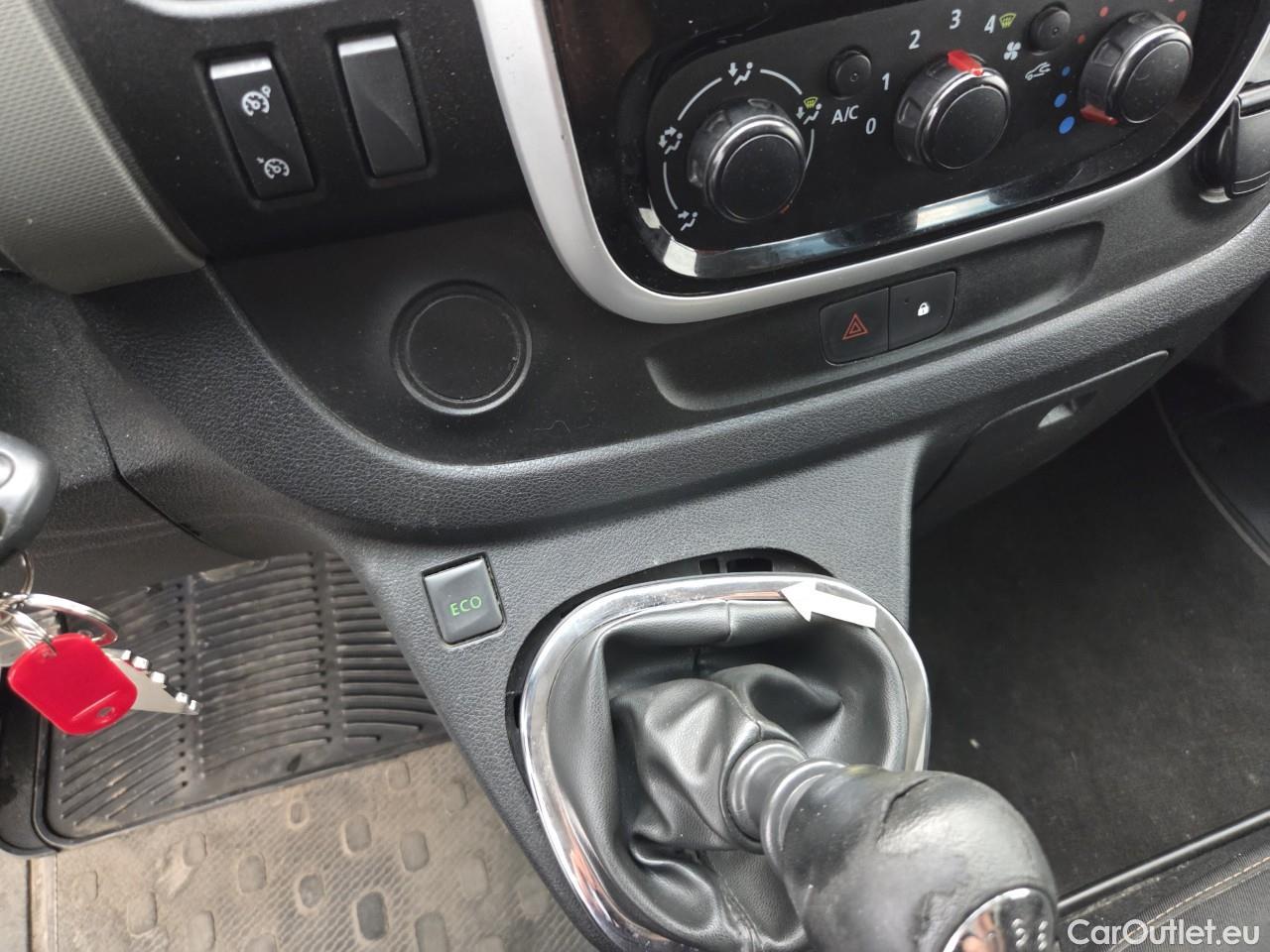  Renault  Trafic 1.6 dCi 95CP L2 Authentique #65