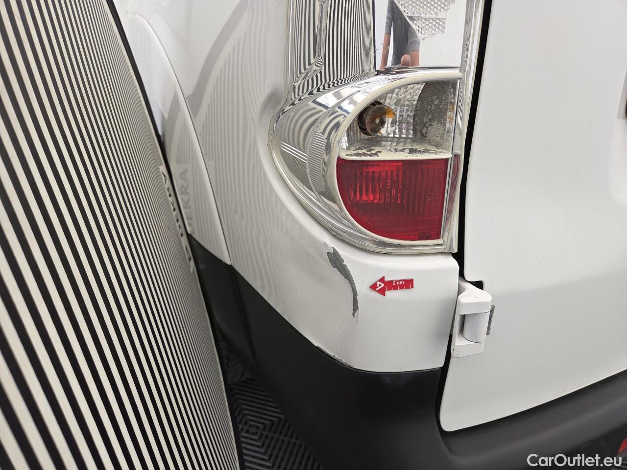  Nissan  NV400 Baterie 40kW / Motor 108CP Visia #39