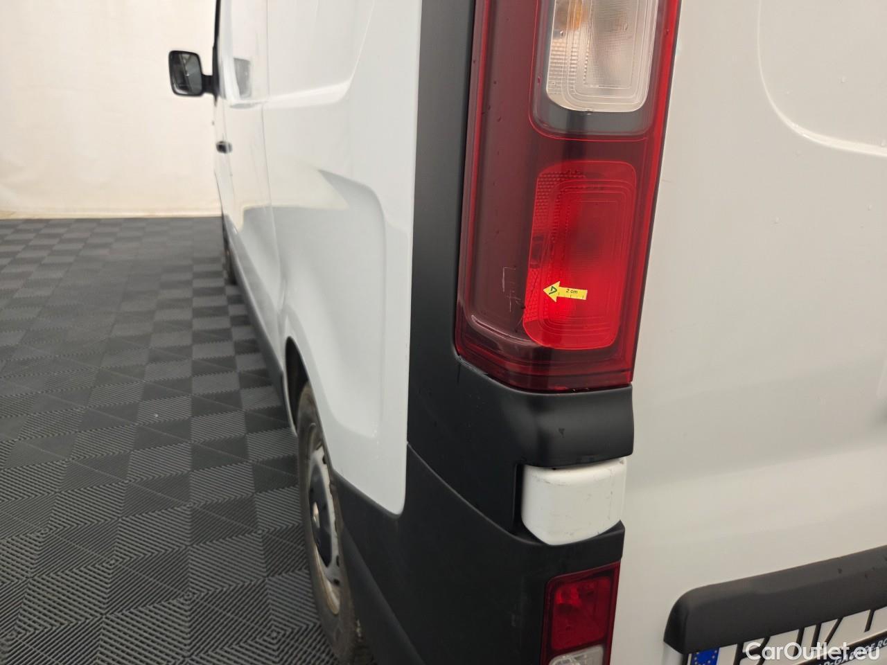  Renault  Trafic 1.6 dCi 95CP L2 Authentique #38