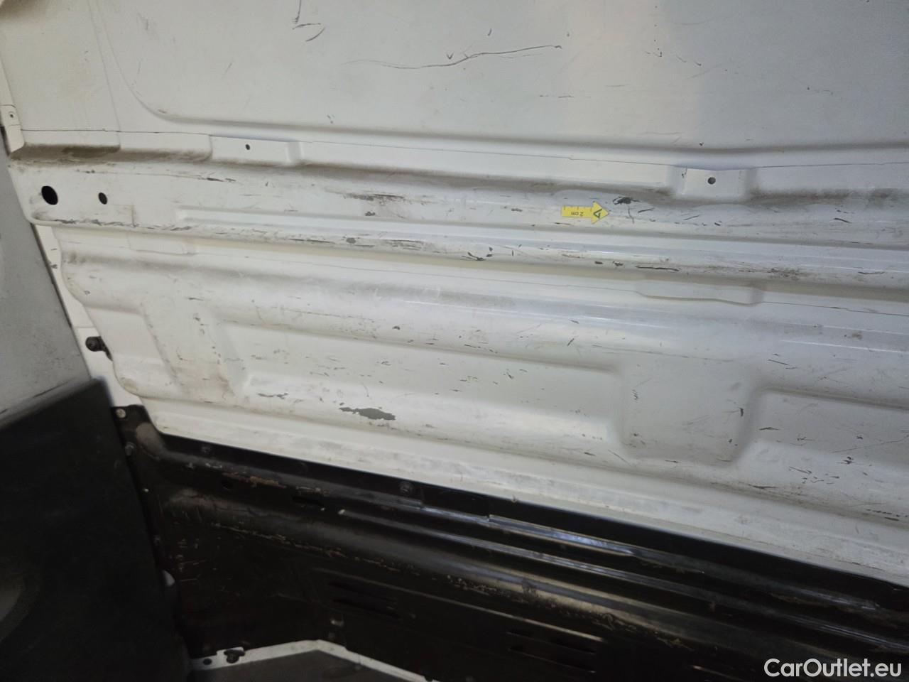  Renault  Trafic 1.6 dCi 95CP L2 Authentique #76