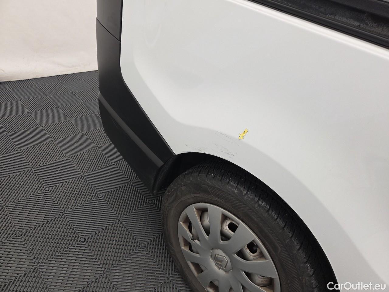  Renault  Trafic 1.6 dCi 95CP L2 Authentique #23