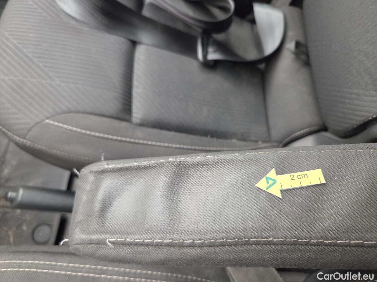  Renault  Trafic 1.6 dCi 95CP L2 Authentique #52