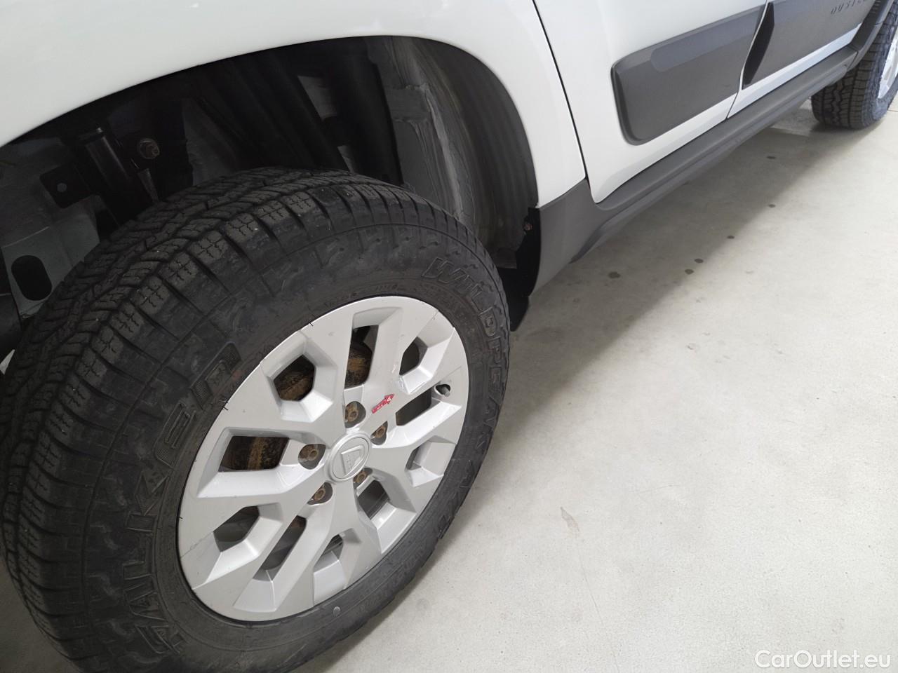 Dacia  Duster 1.5 Blue dCi 115CP Comfort 4WD #7