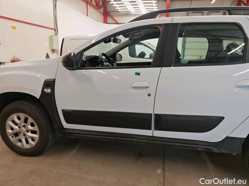  Dacia  Duster 1.5 Blue dCi 115CP Comfort 4WD #8