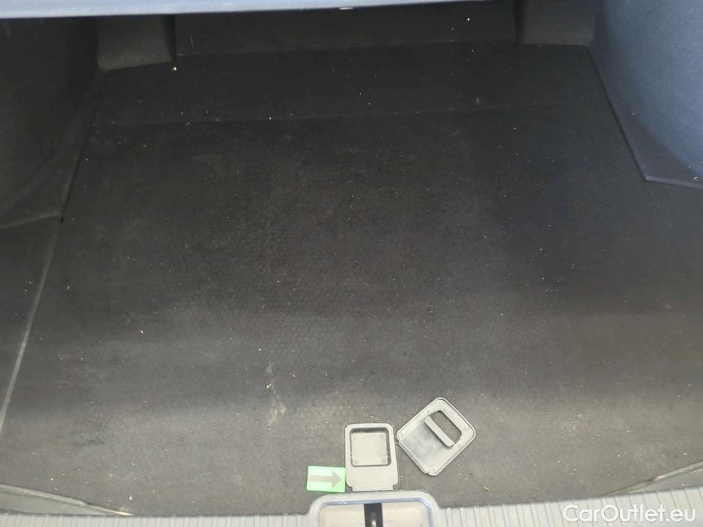  Lexus  IS 2.5 300h Executive auto #3