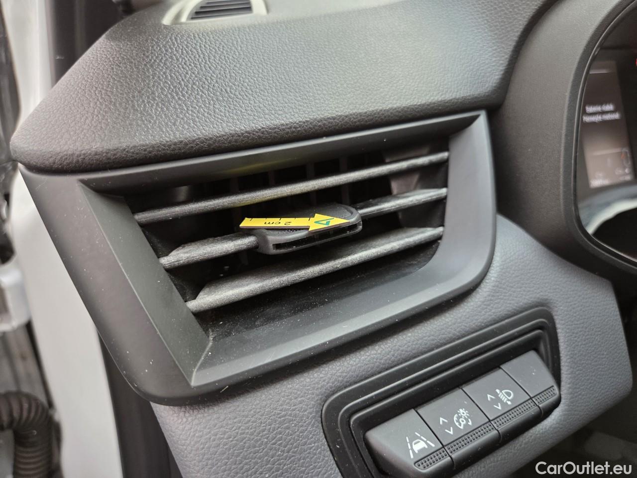  Renault  Clio 1.0 TCe 90CP Life #33