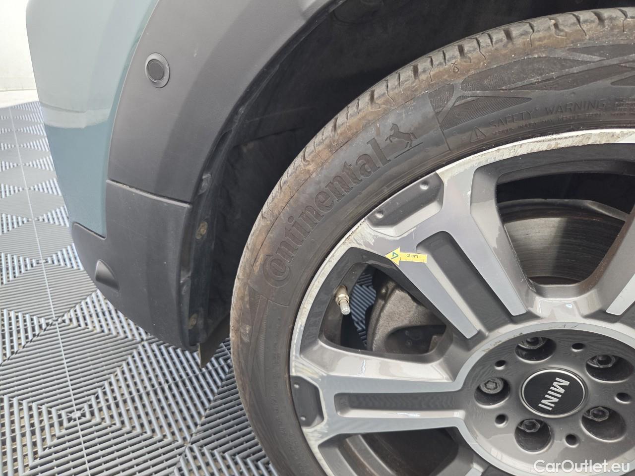  Mini  Countryman 1.5 PHEV Cooper S E AT ALL4 #8