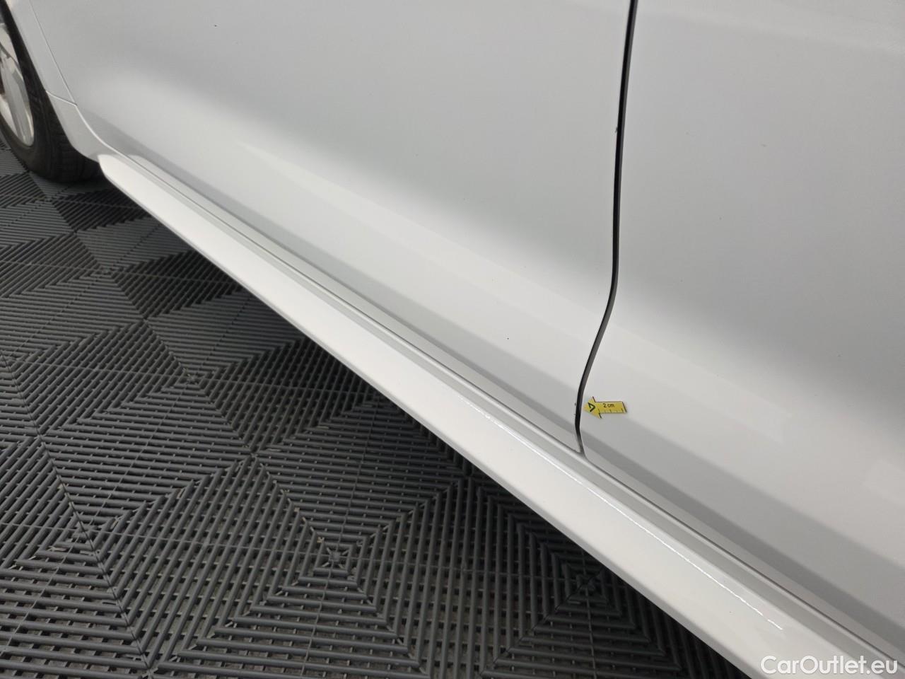  Toyota  Corolla 1.8 Hybrid Dynamic HSD TS E-CVT #2