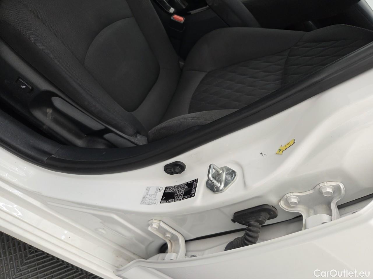  Toyota  Corolla 1.8 Hybrid Business HSD E-CVT #8