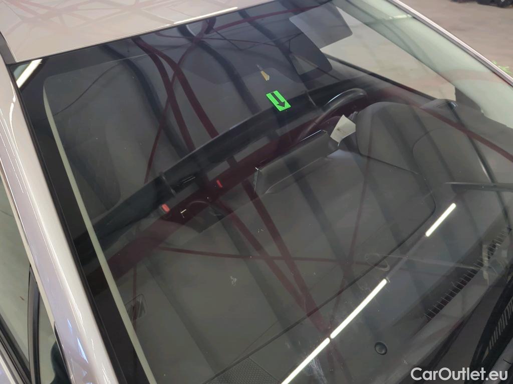  Toyota  Corolla 1.8 Hybrid Dynamic HSD E-CVT #27