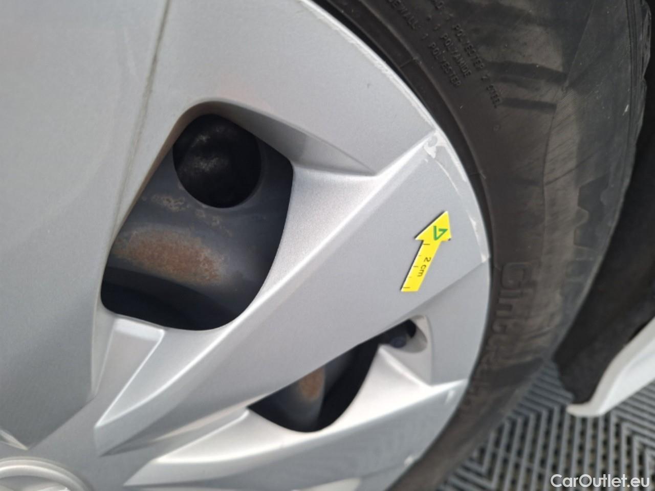 Toyota  Corolla 1.8 Hybrid Business HSD E-CVT #27