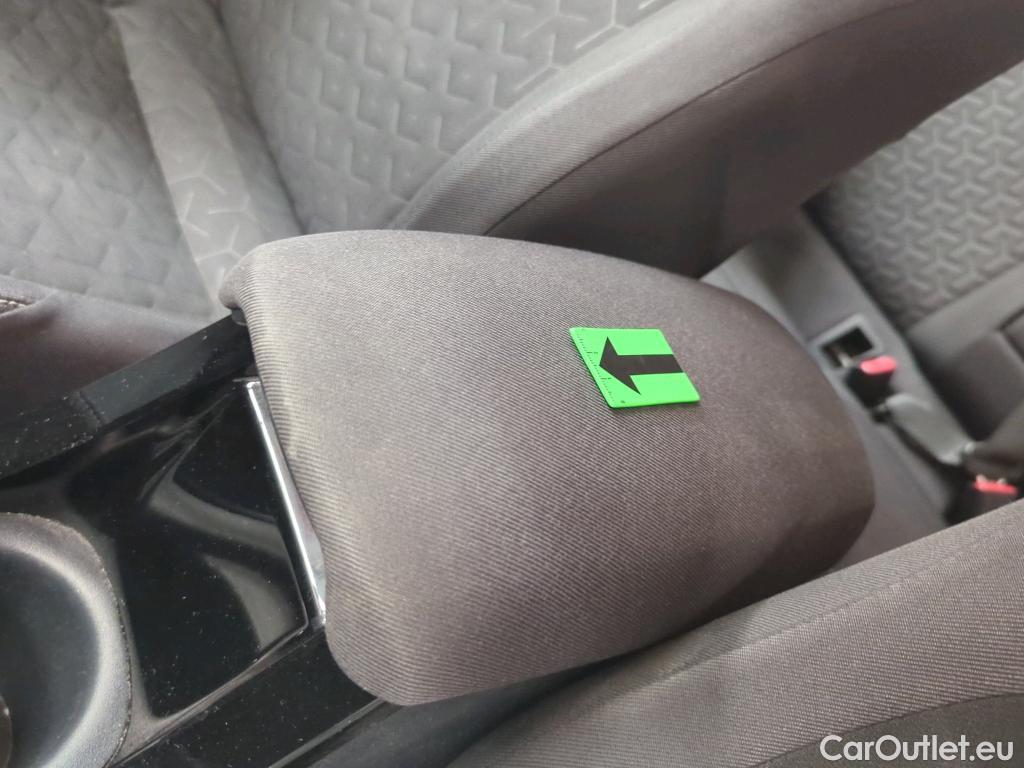  Toyota  Corolla 1.8 Hybrid Dynamic HSD E-CVT #40